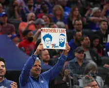 c7c7.app-今晚费城76人临场应变罗马再遭质疑备战NBA常规赛，布莱顿豪取连胜瞬间刷屏的简单介绍